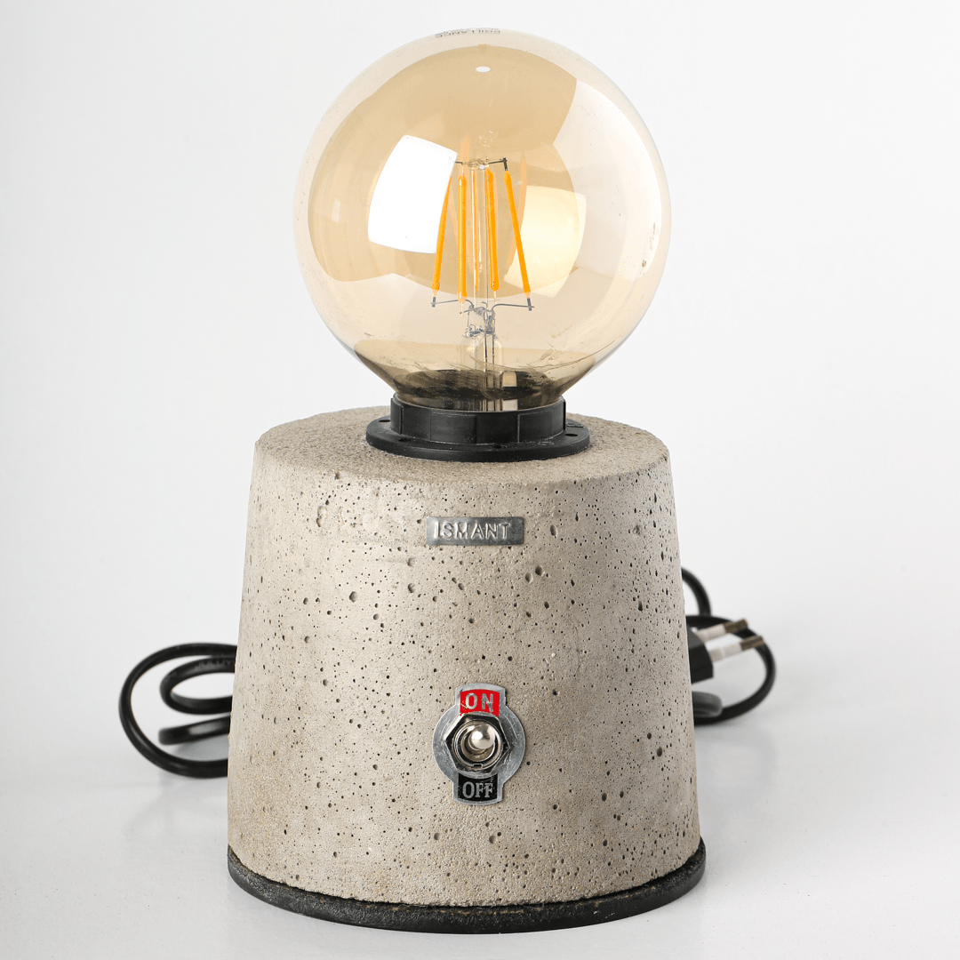 Dhaweya Lampe à poser en beton GFRC - Ismant 1