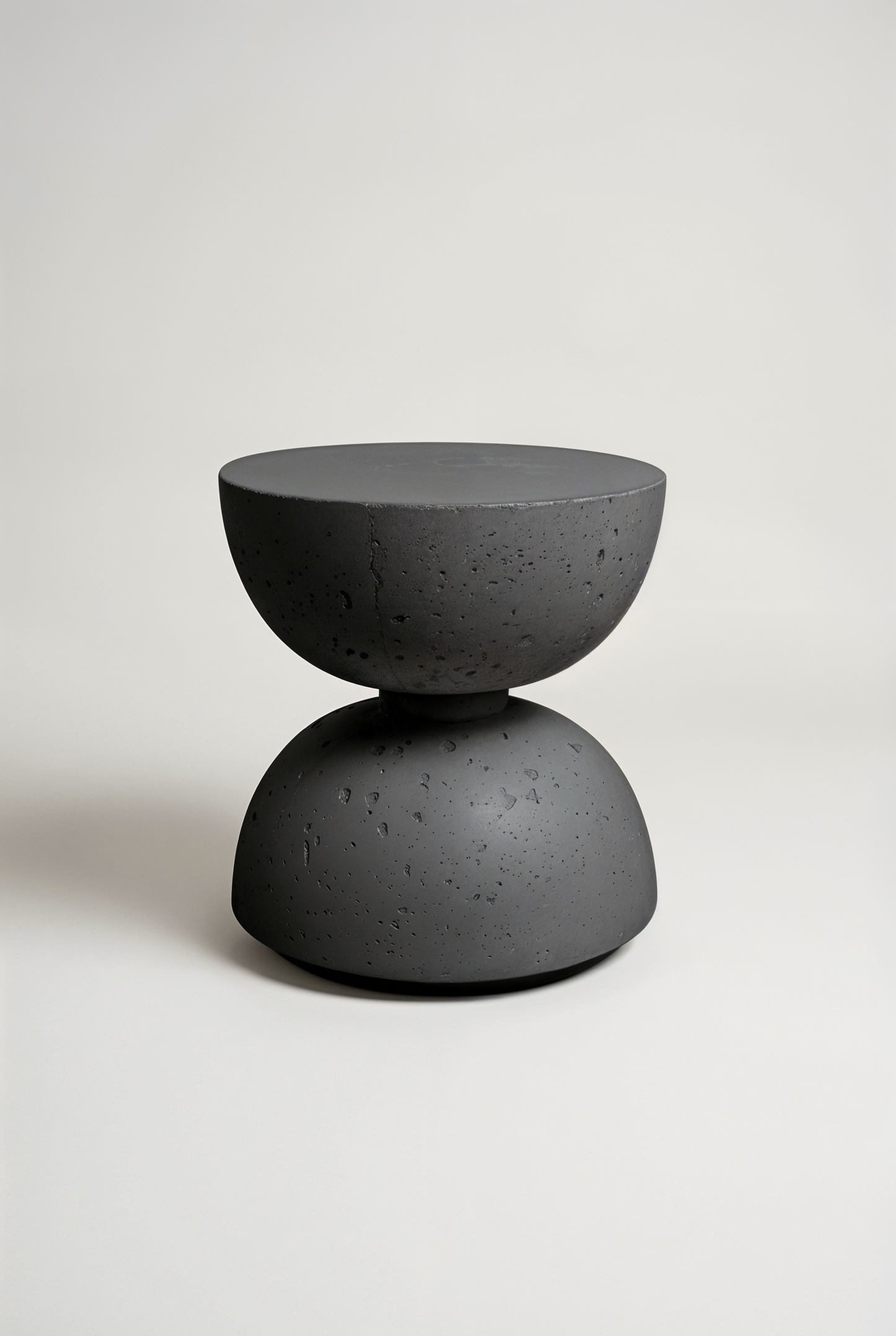 Table Grenat table basse en beton — studio
