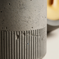 Bougie béton en cire de soja parfumée Dune — studio