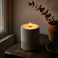 Bougie béton en cire de soja parfumée Dune — lifestyle