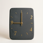 Horloge à poser en béton GFRC. — studio