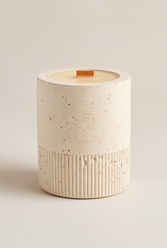 Bougie béton en cire de soja parfumée Dune — studio