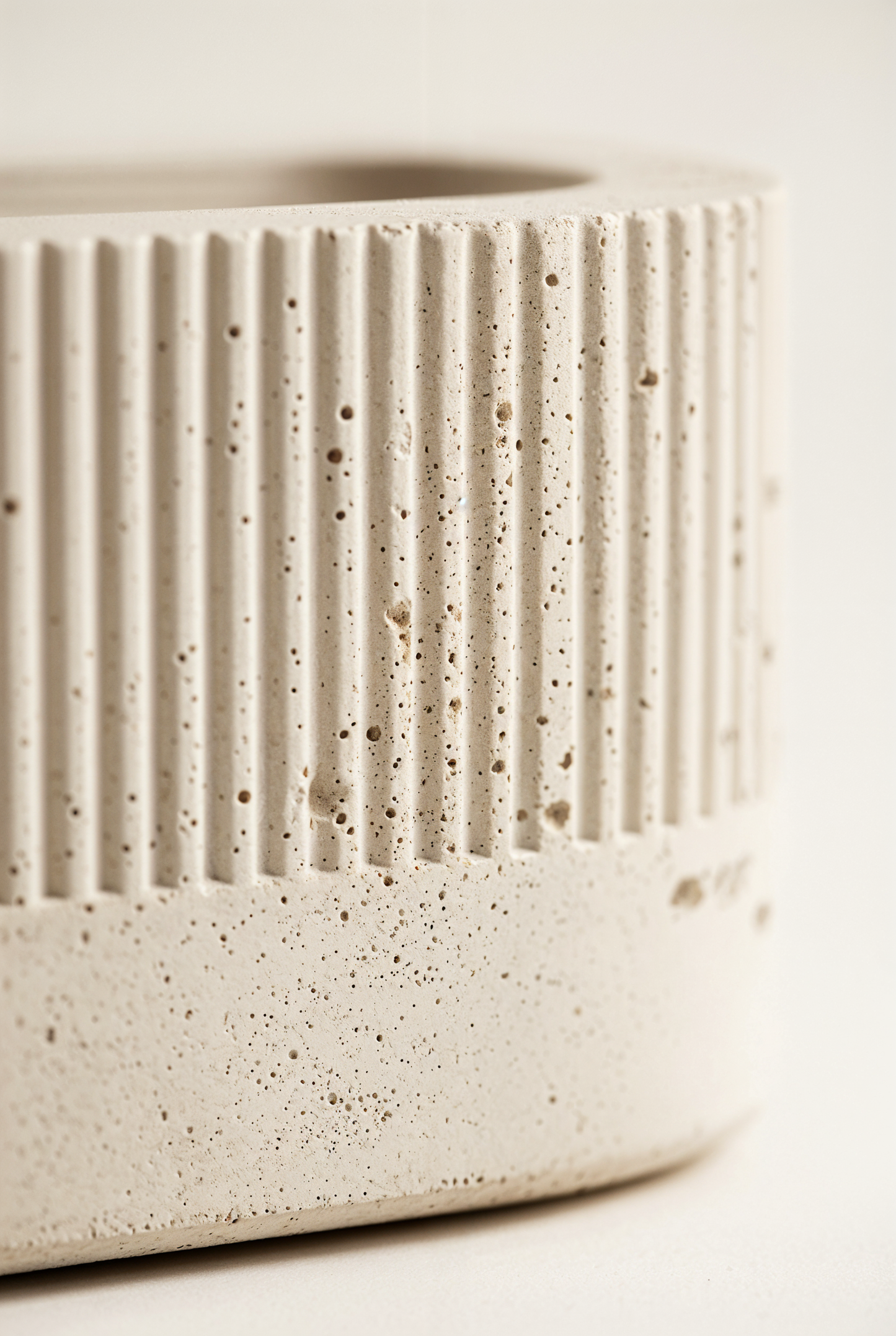Porte mémo Dune en béton GRFC. — studio