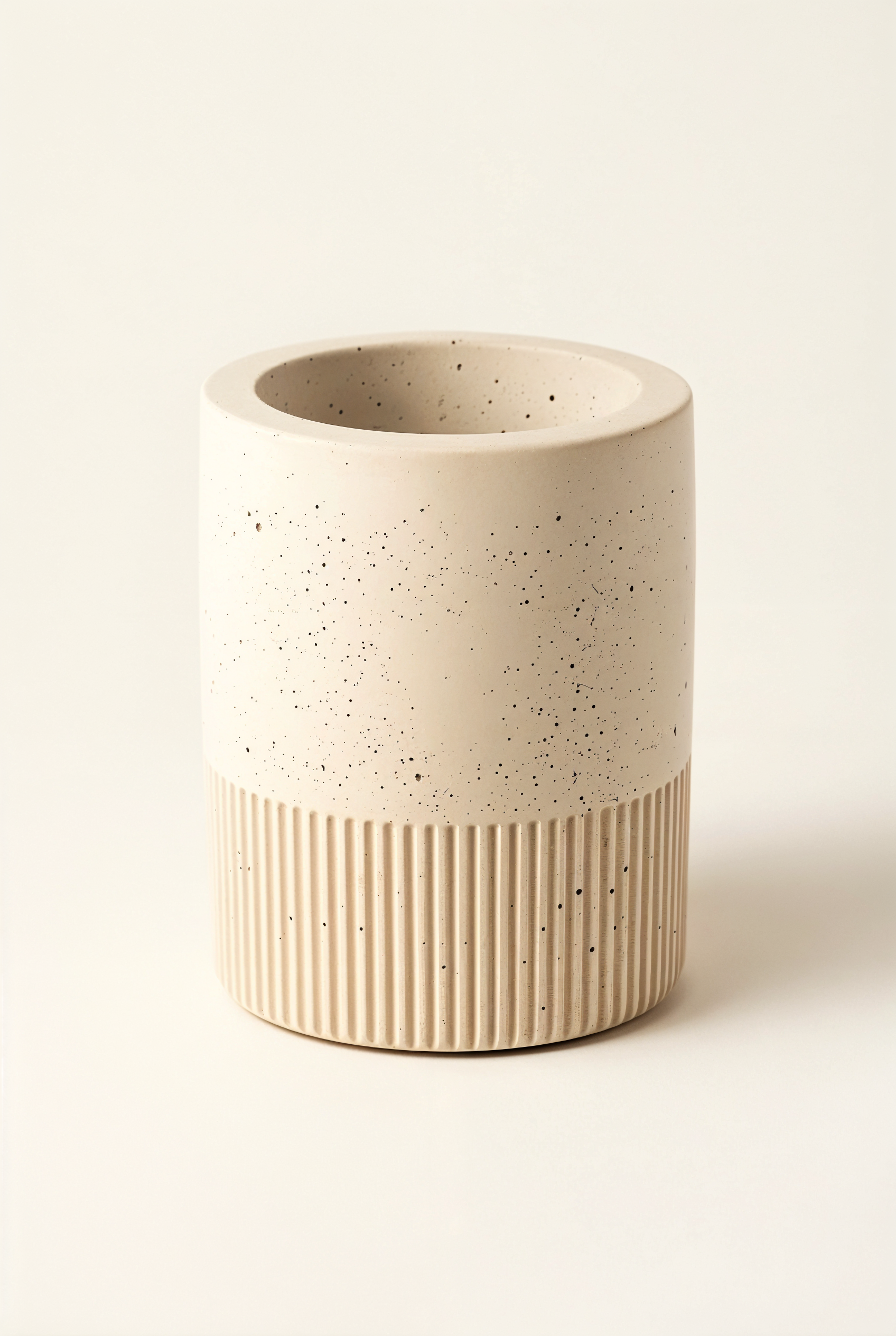 Porte stylos Dune en beton GFRC — studio