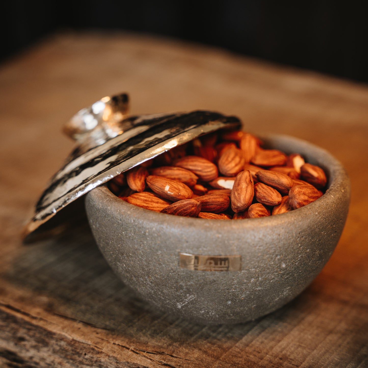 Bol Eclat en béton avec couvercle en cuivre - Ismant 9