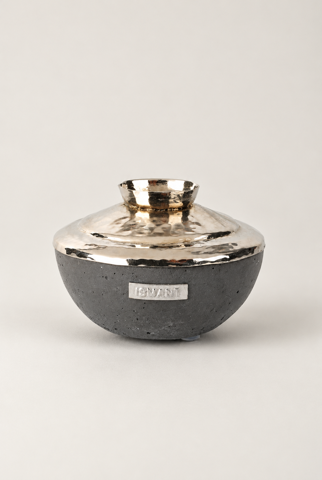 Bol Éclat gris charbon Ø9 cm — couvercle argenté