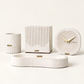Coffret Éclipse Ismant : horloge, pot à crayons, vide-poche et boîte à mouchoirs en béton strié